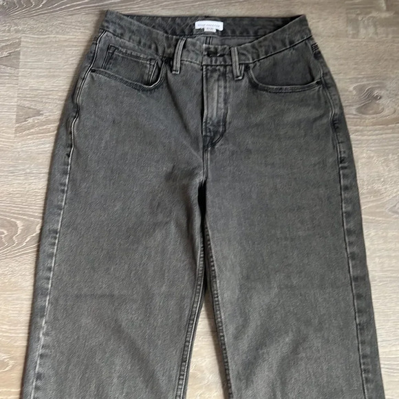 GOOD AMERICAN 90s Loose Baggy Straight Leg Jeans In Faded Black - Picture 5 of 13